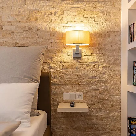 Magnificent Rooftop Jacuzzi & Terrace Olia 아파트